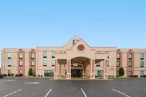 Comfort Inn & Suites Cookeville voted 2nd best hotel in Cookeville