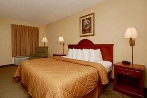 Comfort Inn Hillsboro (Texas) voted 6th best hotel in Hillsboro 