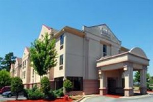 Comfort Inn & Suites Galleria voted 6th best hotel in Smyrna 
