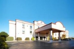 Comfort Suites Airport Alcoa voted 10th best hotel in Alcoa