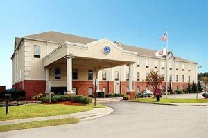 Comfort Suites Jacksonville (North Carolina) voted 3rd best hotel in Jacksonville 