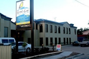 Coral Cay Resort Motor Inn Mackay Image