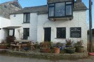 The Cornish Arms voted 3rd best hotel in Port Isaac