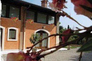Corte Belvedere Farmhouse Sommacampagna voted 4th best hotel in Sommacampagna