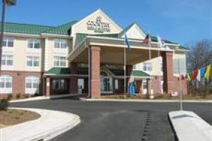 Country Inn & Suites Newark voted 9th best hotel in Newark 