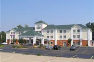 Country Inns & Suites O'Fallon voted 4th best hotel in O'Fallon 