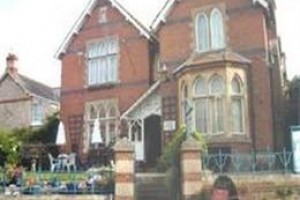 Courtenay House Bed and Breakfast  Bovey Tracey Image