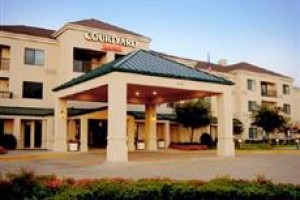Courtyard by Marriott Dallas Lewisville voted 6th best hotel in Lewisville