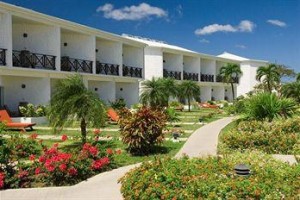 Coyaba Beach Resort voted  best hotel in St George's