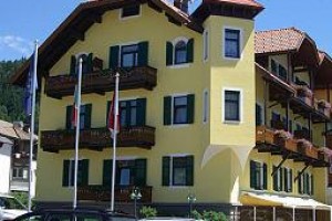 Cristallo Hotel Toblach voted 2nd best hotel in Dobbiaco