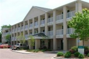 Crossland - Livonia Image
