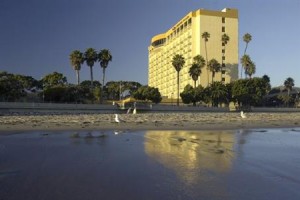Crowne Plaza Ventura Beach voted 2nd best hotel in Ventura