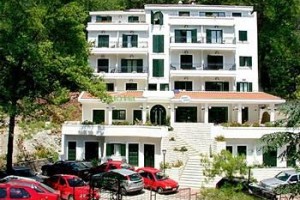 Danica Hotel Petrovac Image