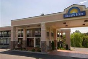 Days Inn Newport (Tennessee) voted 4th best hotel in Newport 
