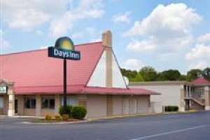 Days Inn Lumberton voted 9th best hotel in Lumberton