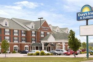 Days Inn and Suites Marion voted 3rd best hotel in Marion 