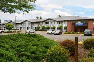GuestHouse Inn & Suites Wilsonville Image