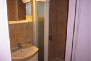 Divna Apartments and Rooms Image