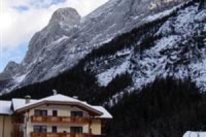Dolomites Inn Hotel Canazei Image