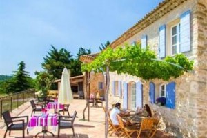 Domaine Saint Victor voted  best hotel in La Tour-d'Aigues