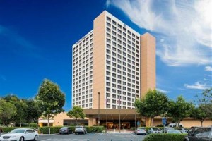 Doubletree by Hilton Anaheim - Orange County voted 3rd best hotel in Orange 