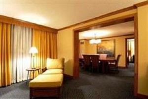 Doubletree Hotel Chicago Oak Brook voted 3rd best hotel in Oak Brook