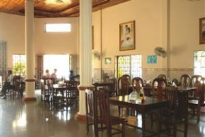Ea Aun Restaurant & Guesthouse Image