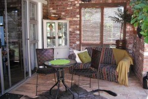 Earthbound B&B Oudtshoorn Image