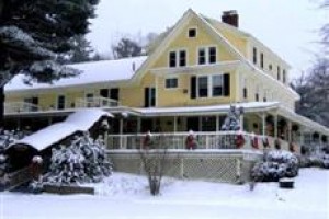 Eastman Inn voted 4th best hotel in North Conway