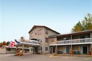 Econo Lodge Inn & Suites Lincoln (New Hampshire) voted 10th best hotel in Lincoln 