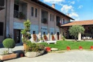 El Cavajer voted  best hotel in Revello