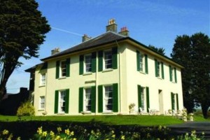 Elm Grove Country House voted 3rd best hotel in Tenby