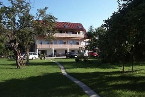 Elzpark voted  best hotel in Rust