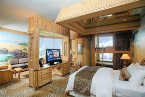 Fantasyland Hotel & Resort voted 9th best hotel in Edmonton