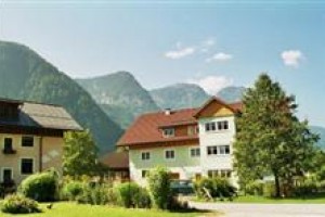 Ferienhof Osl Urlaub Am Bauernhof Hotel Obertraun voted 8th best hotel in Obertraun