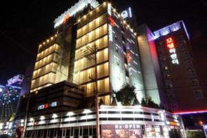 Film 37.2 Hotel Suwon voted 10th best hotel in Suwon
