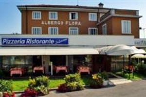 Flora Hotel Desenzano del Garda Image