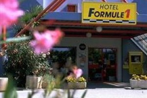 Formule 1 Chambly voted  best hotel in Chambly