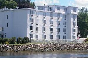 Fort Knox Inn voted  best hotel in Bucksport