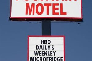 Fountain Motel Hot Springs Image