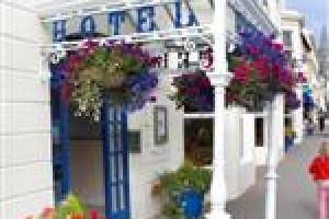 Foyles Hotel voted 10th best hotel in Clifden