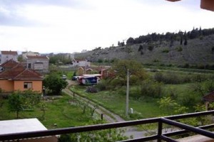 Garni Hotel Holiday Image
