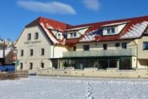 Gasthof Knappenwirt voted 2nd best hotel in Mariahof