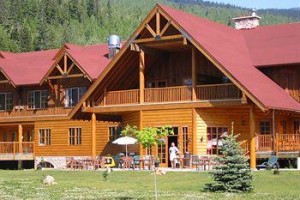 Glacier House Resort voted 2nd best hotel in Revelstoke