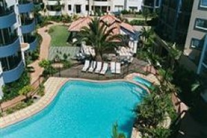 Golden Riviera Beach Resort Gold Coast Image