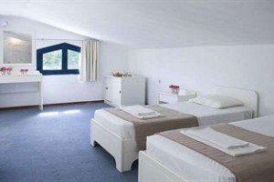 Govino Bay Corfu voted 3rd best hotel in Gouvia