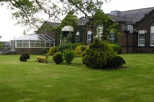 Grove Court Hotel Image