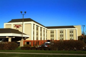 Hampton Inn Des Moines-Airport voted 9th best hotel in Des Moines