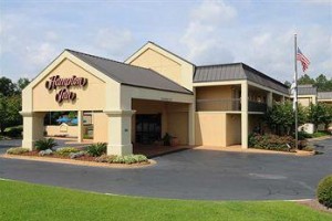 Hampton Inn Albany (at Albany Mall) voted 7th best hotel in Albany 