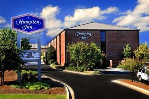 Hampton Inn Auburn (Alabama) voted 3rd best hotel in Auburn 